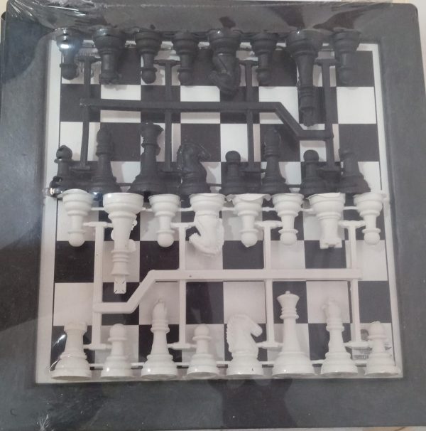 Kit Jogo de Xadrez e Trilha
